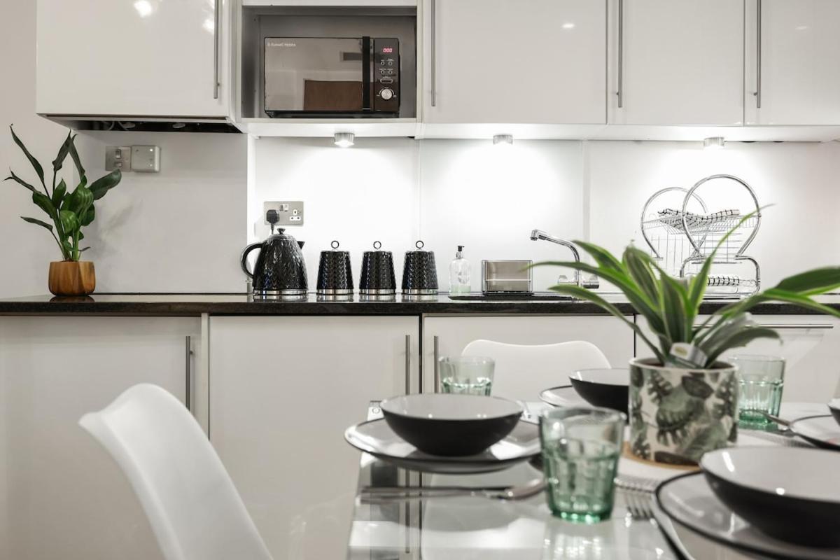 Ferienwohnung West End - Sleeps 5 - Amazing Location London Exterior foto